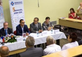 Vládní návštěva v Pardubické nemocnici