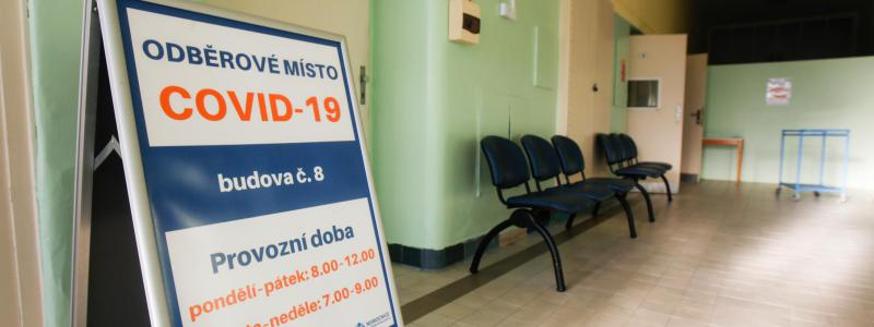 Odběry na koronavirus budou v Pardubické nemocnici možné i o víkendu