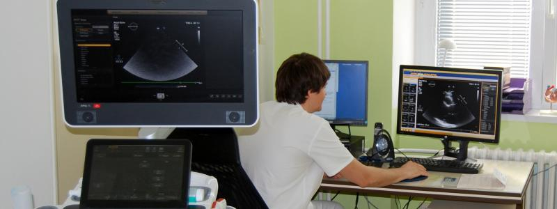Nové přístroje přinášejí posun v diagnostice i léčbě na pardubické kardiologii